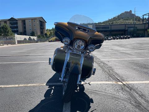 2015 Harley-Davidson CVO™ Limited in Colorado Springs, Colorado - Photo 8