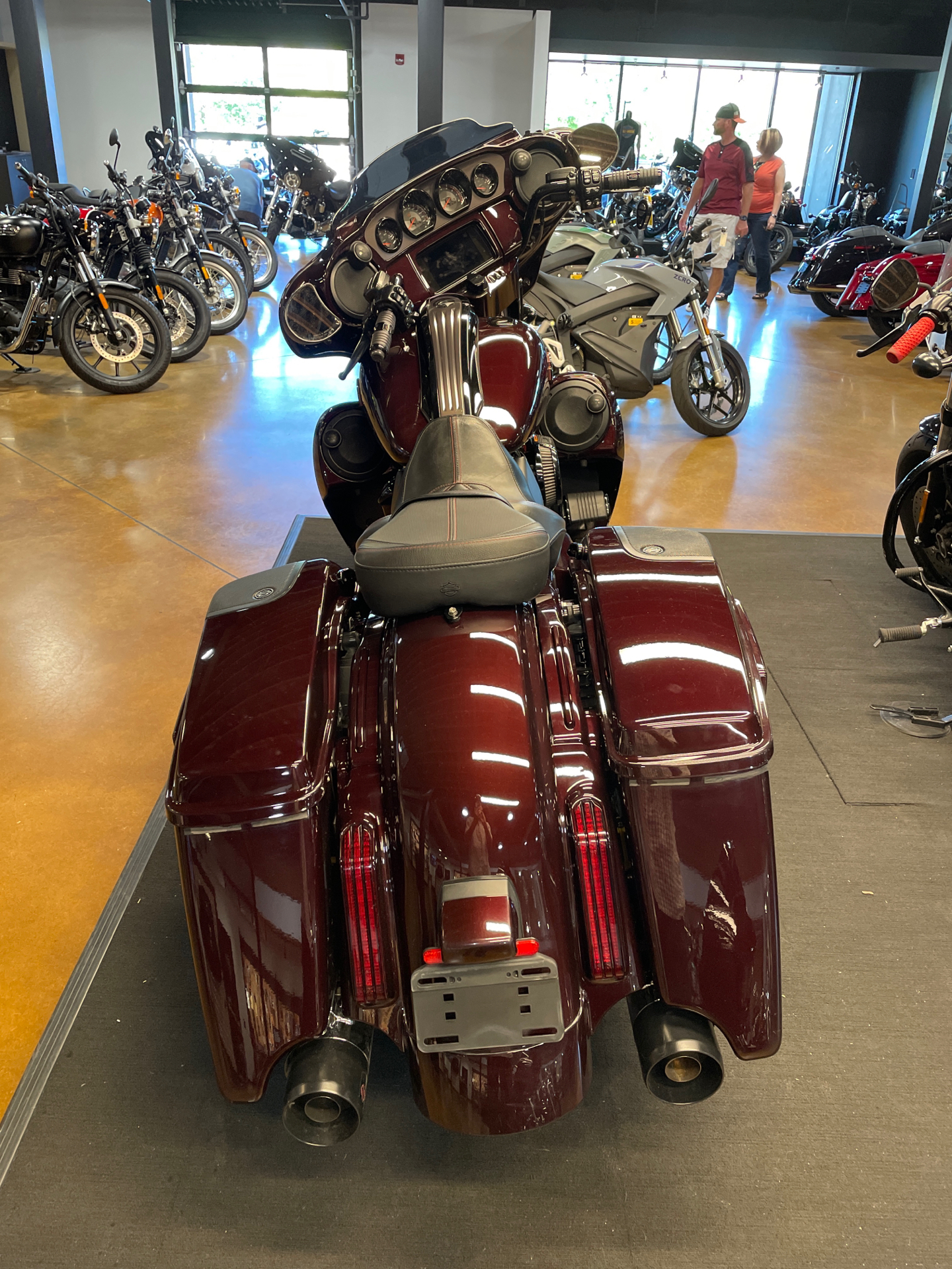2019 Harley-Davidson CVO™ Street Glide® in Colorado Springs, Colorado - Photo 3