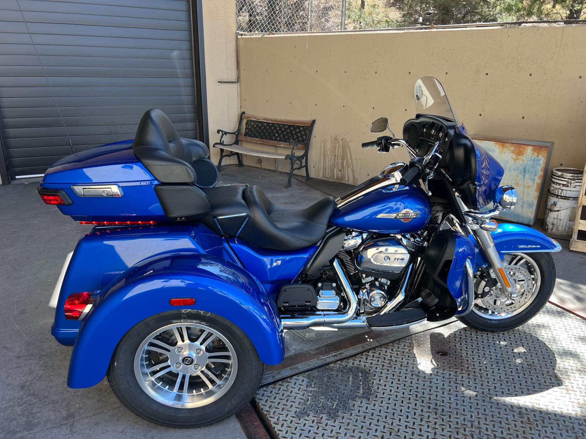 2024 Harley-Davidson Tri Glide® Ultra in Colorado Springs, Colorado - Photo 1