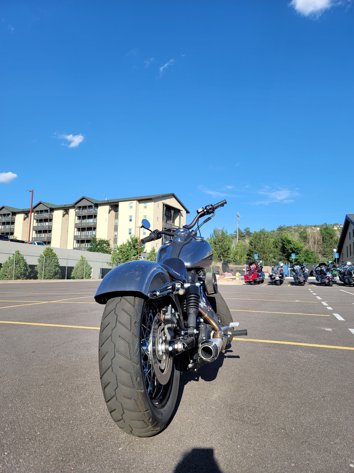 2014 Harley-Davidson Dyna® Street Bob® in Colorado Springs, Colorado - Photo 5