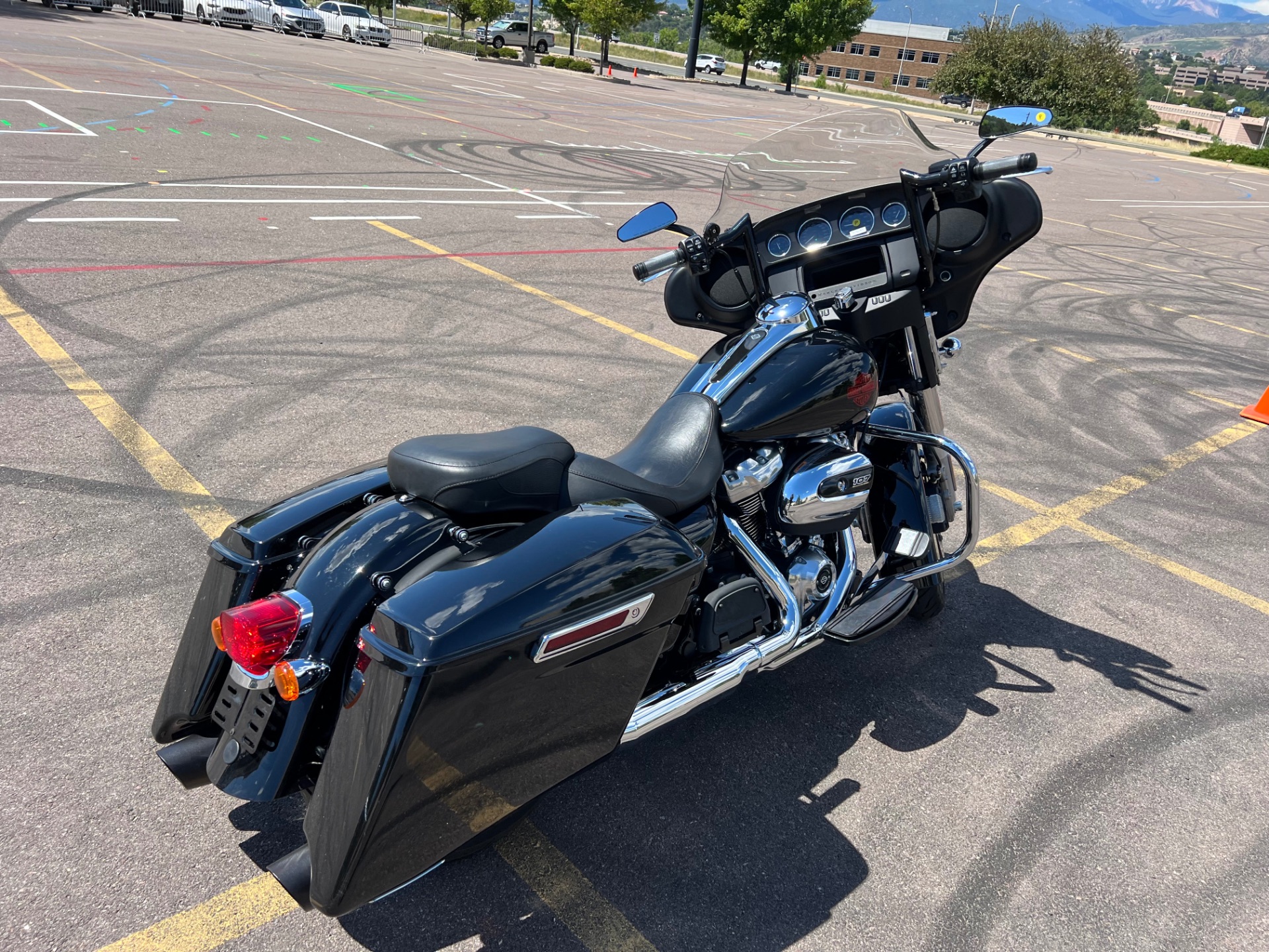 2021 Harley-Davidson Electra Glide® Standard in Colorado Springs, Colorado - Photo 8