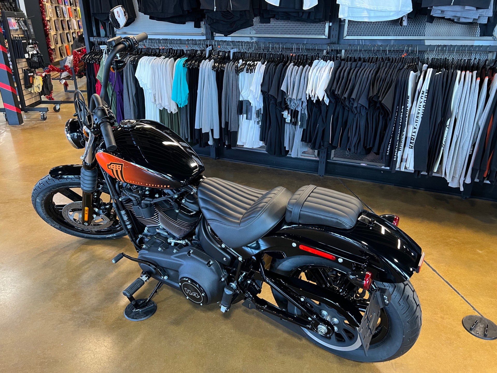 2022 Harley-Davidson Street Bob® 114 in Colorado Springs, Colorado - Photo 6