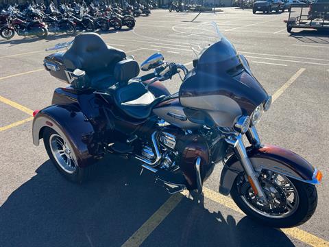 2018 Harley-Davidson Tri Glide® Ultra in Colorado Springs, Colorado - Photo 2