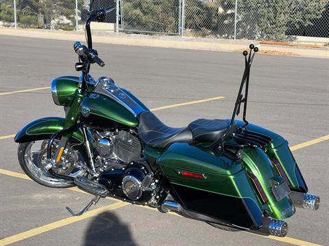 2014 Harley-Davidson CVO™ Road King® in Colorado Springs, Colorado - Photo 6