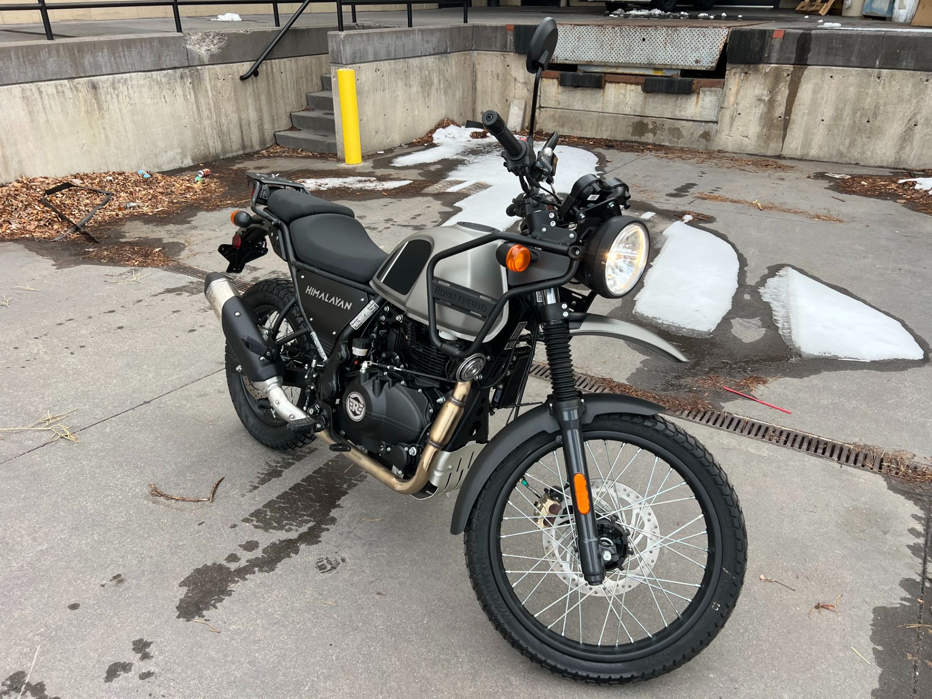 2023 Royal Enfield Himalayan in Colorado Springs, Colorado - Photo 2