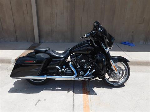 2015 Harley-Davidson CVO™ Street Glide® in Colorado Springs, Colorado - Photo 1