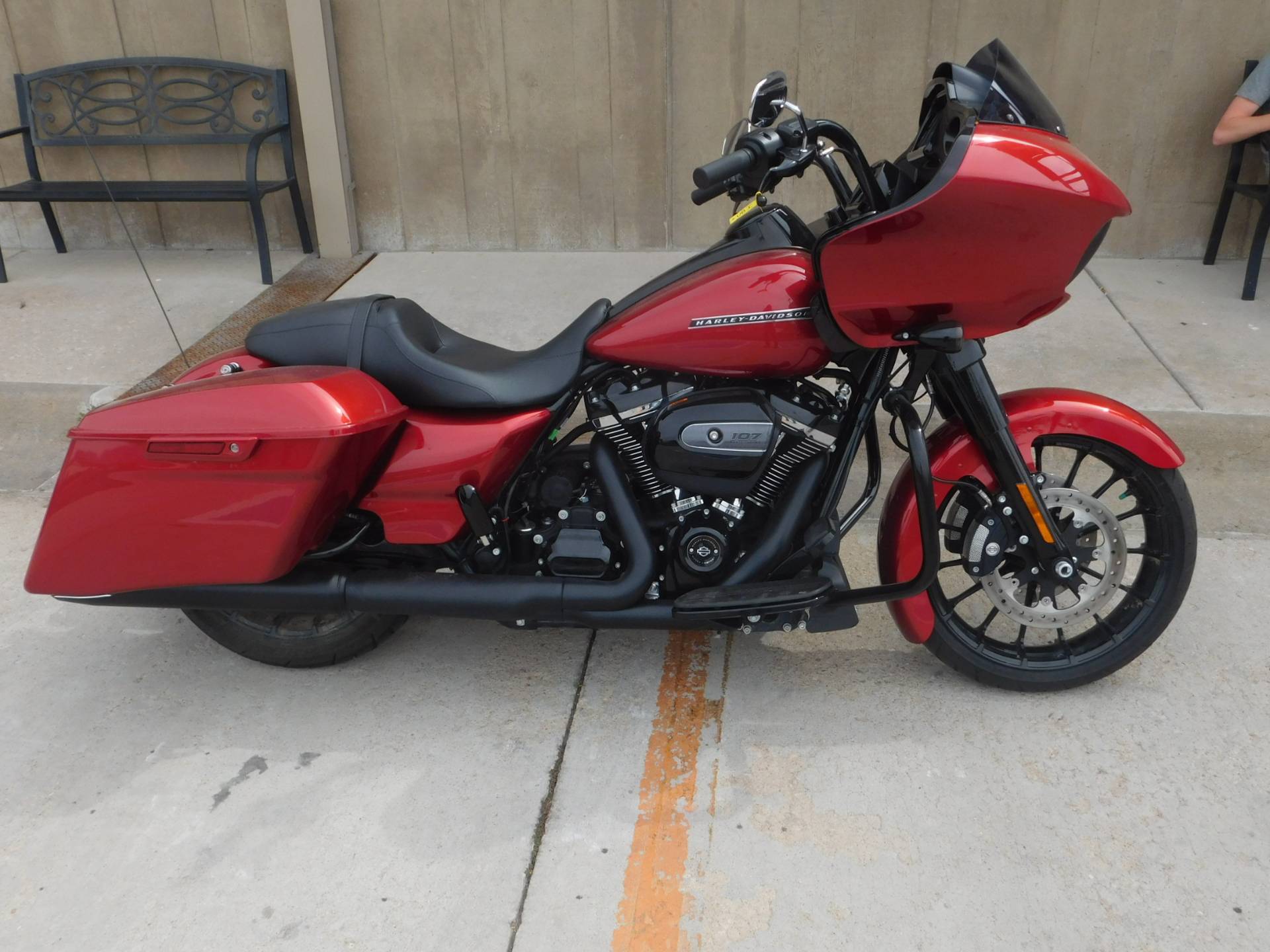 2018 street glide accessories