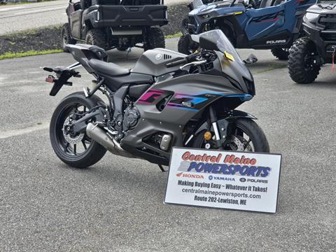 2024 Yamaha YZF-R7 in Lewiston, Maine - Photo 2