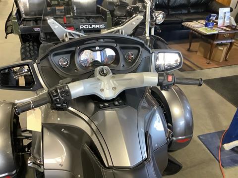 2012 Can-Am Spyder® RT Audio & Convenience SM5 in Lewiston, Maine - Photo 3