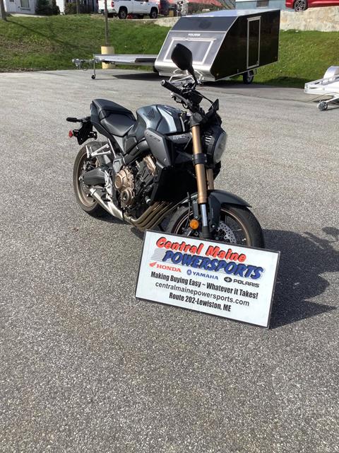 2023 Honda CB650R ABS in Lewiston, Maine - Photo 2