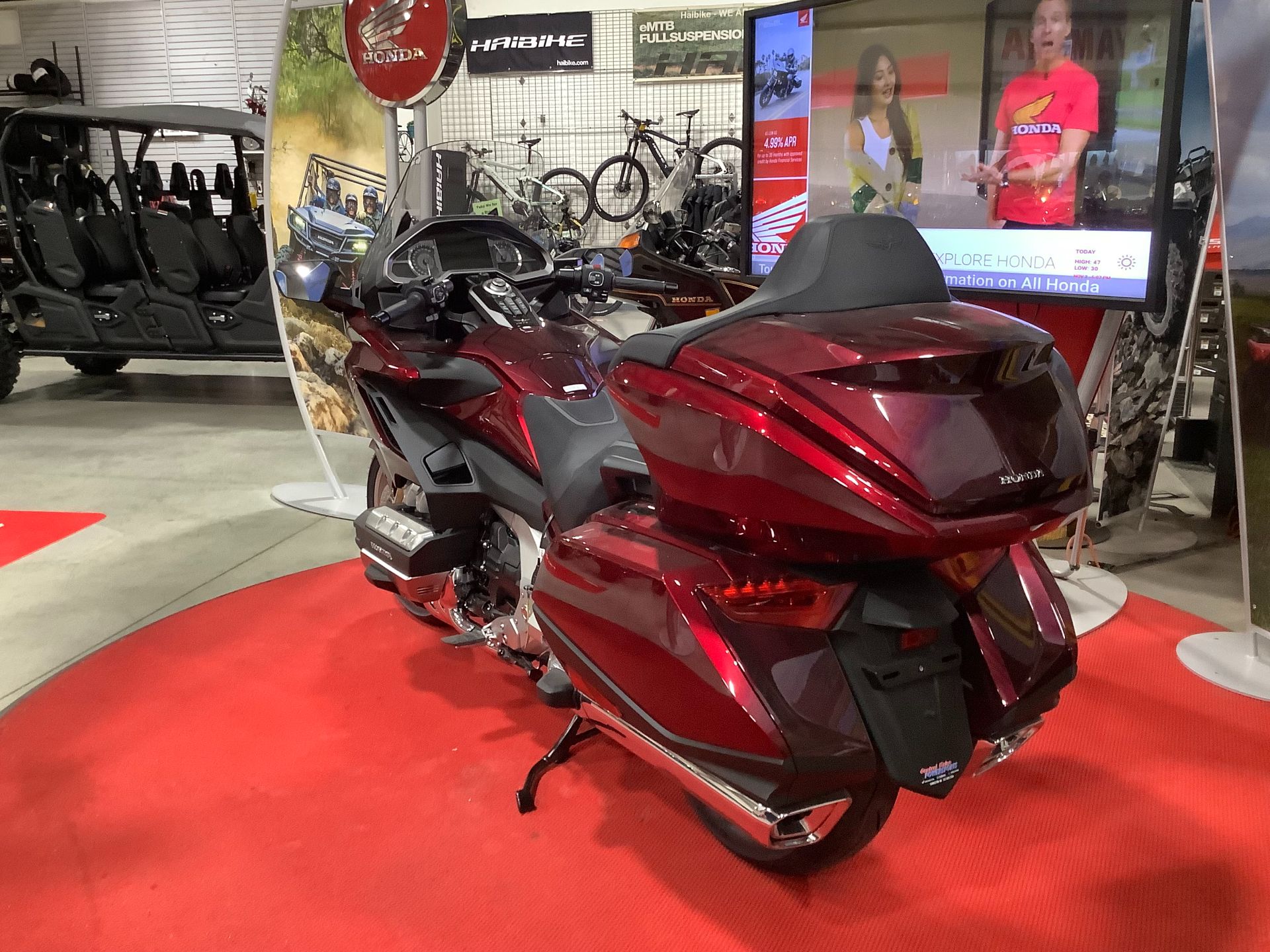 2023 Honda Gold Wing Tour Automatic DCT in Lewiston, Maine - Photo 4