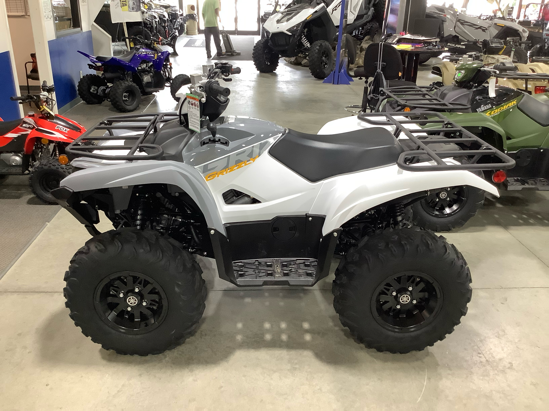 2024 Yamaha Grizzly EPS in Lewiston, Maine - Photo 3