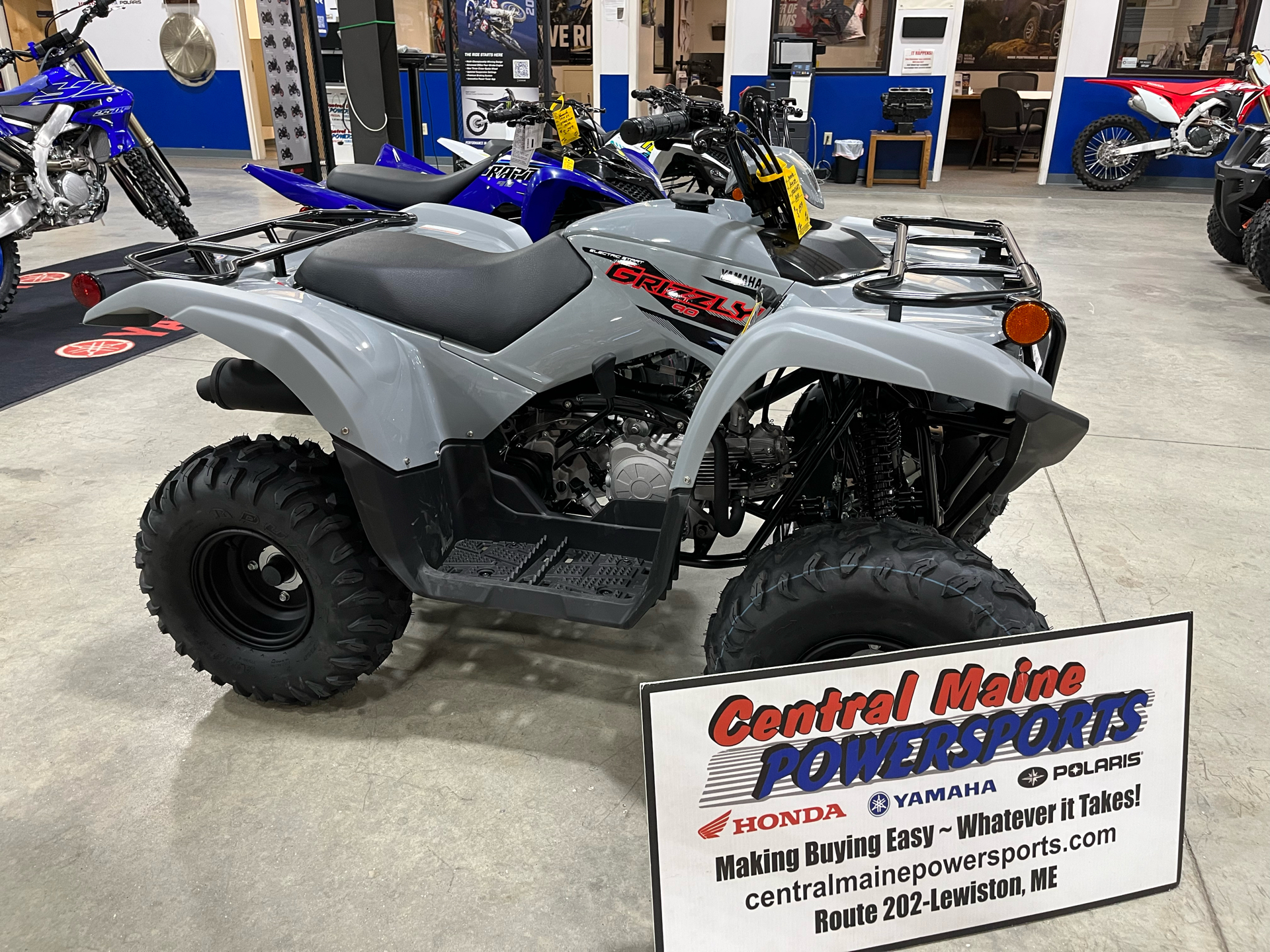 2022 Yamaha Grizzly 90 in Lewiston, Maine - Photo 3