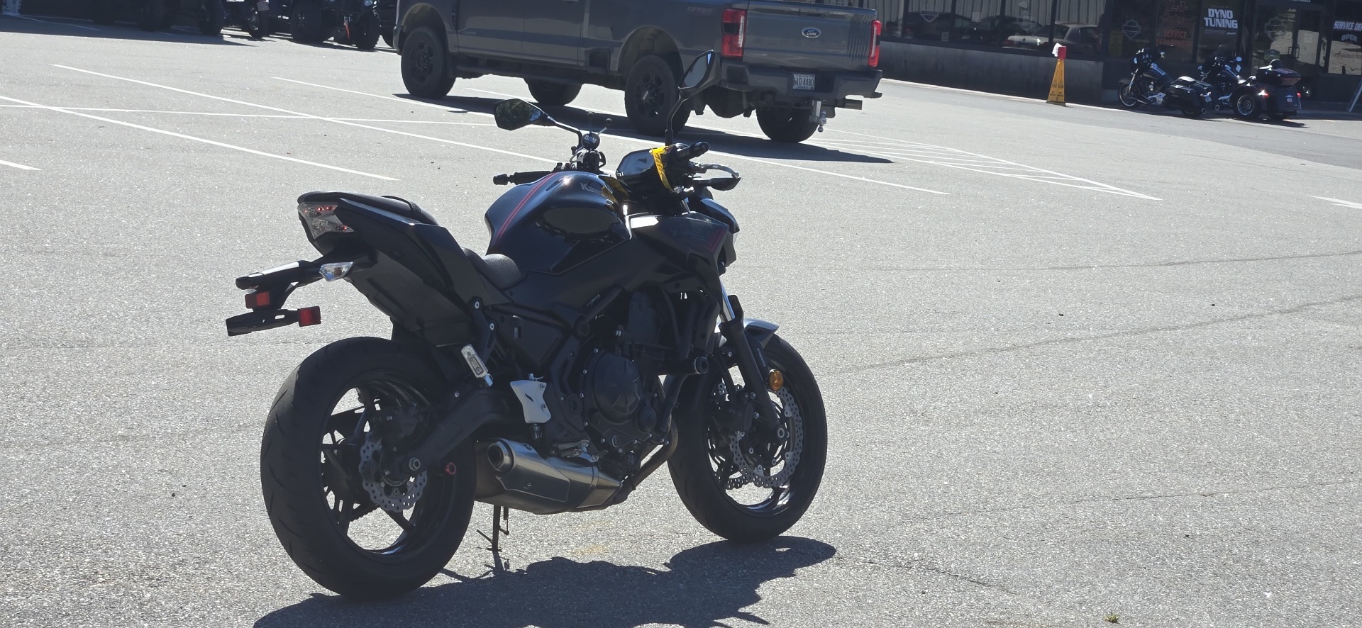 2020 Kawasaki Z650 ABS in Lewiston, Maine - Photo 3