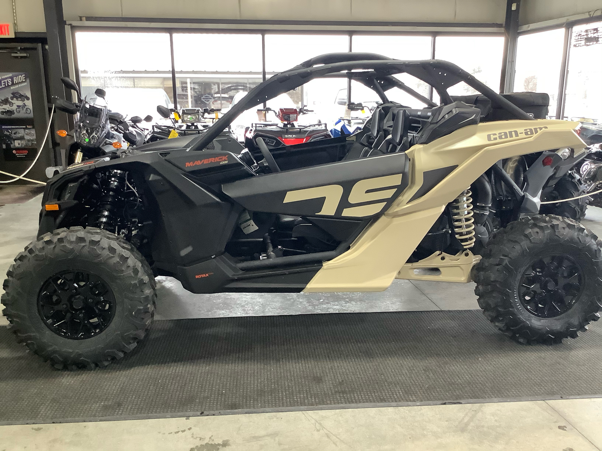 2022 Can-Am Maverick X3 Max DS Turbo RR in Lewiston, Maine - Photo 1