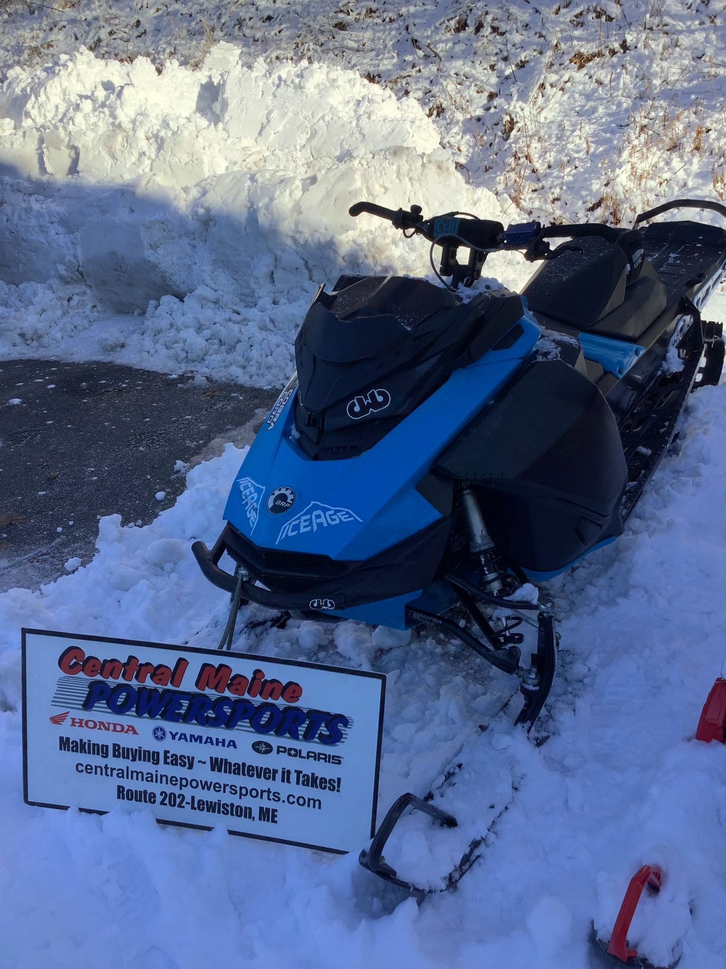 2020 Ski-Doo Summit 850 SP in Lewiston, Maine - Photo 1