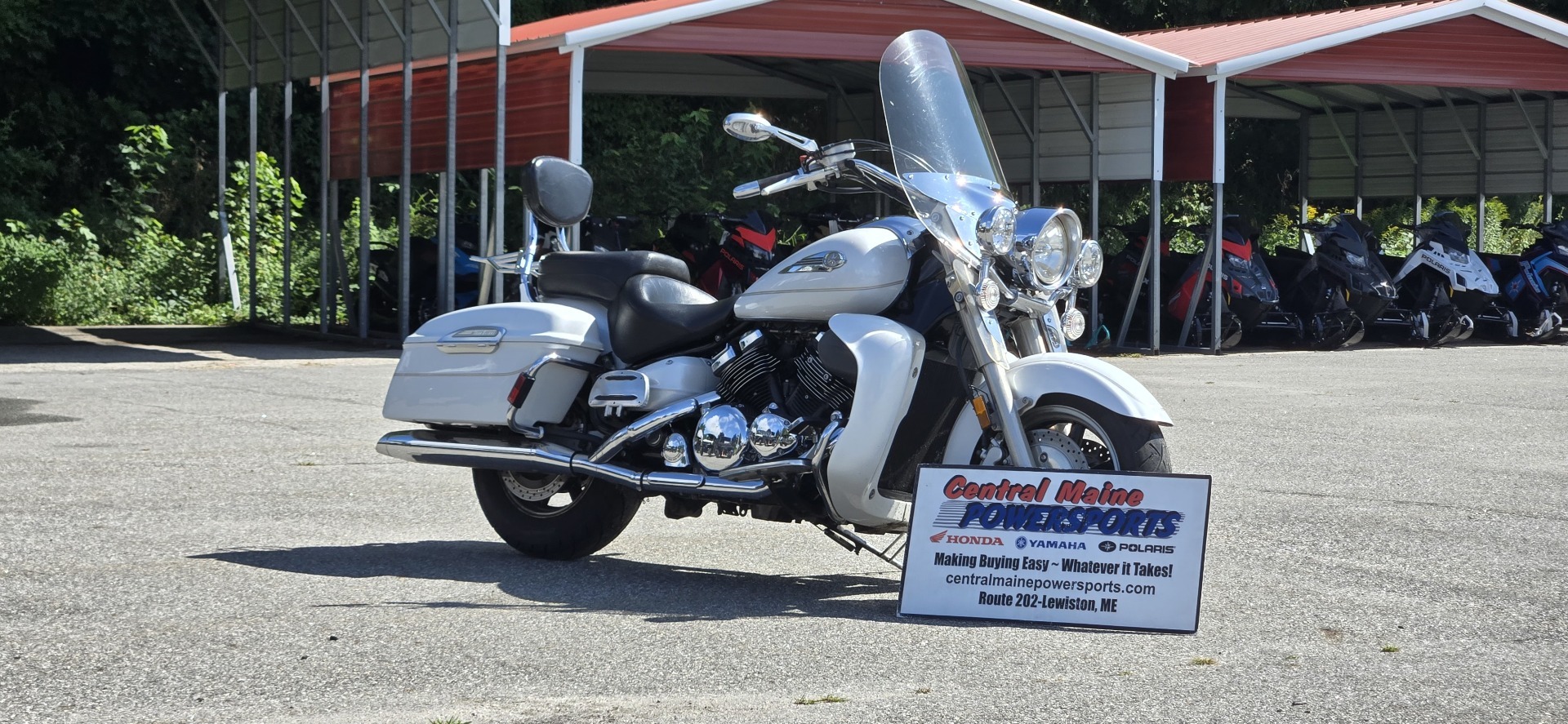 2006 Yamaha Royal Star® Tour Deluxe in Lewiston, Maine - Photo 2