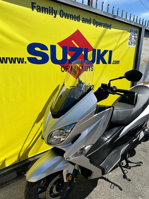 2024 Suzuki Burgman 400 in Van Nuys, California - Photo 9