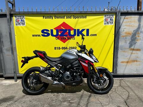 2024 Suzuki GSX-S1000 in Van Nuys, California - Photo 2