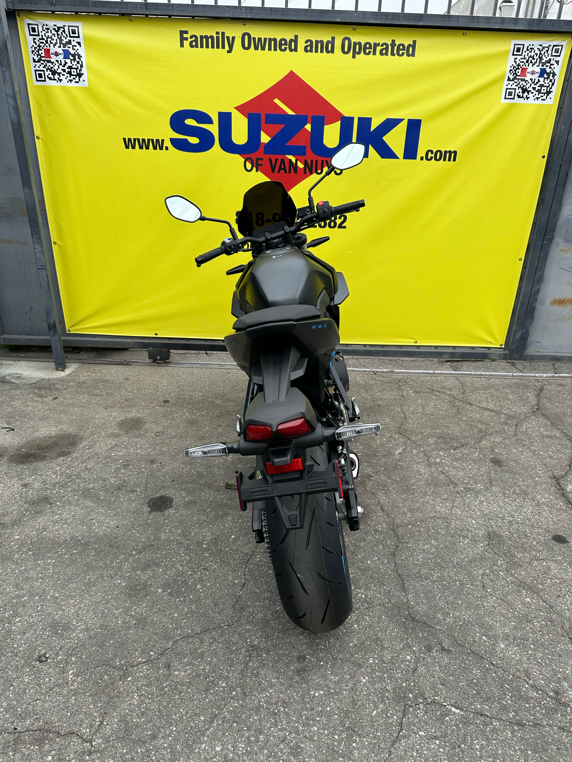 2024 Suzuki GSX-8S in Van Nuys, California - Photo 3