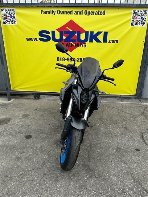 2024 Suzuki GSX-8S in Van Nuys, California - Photo 8
