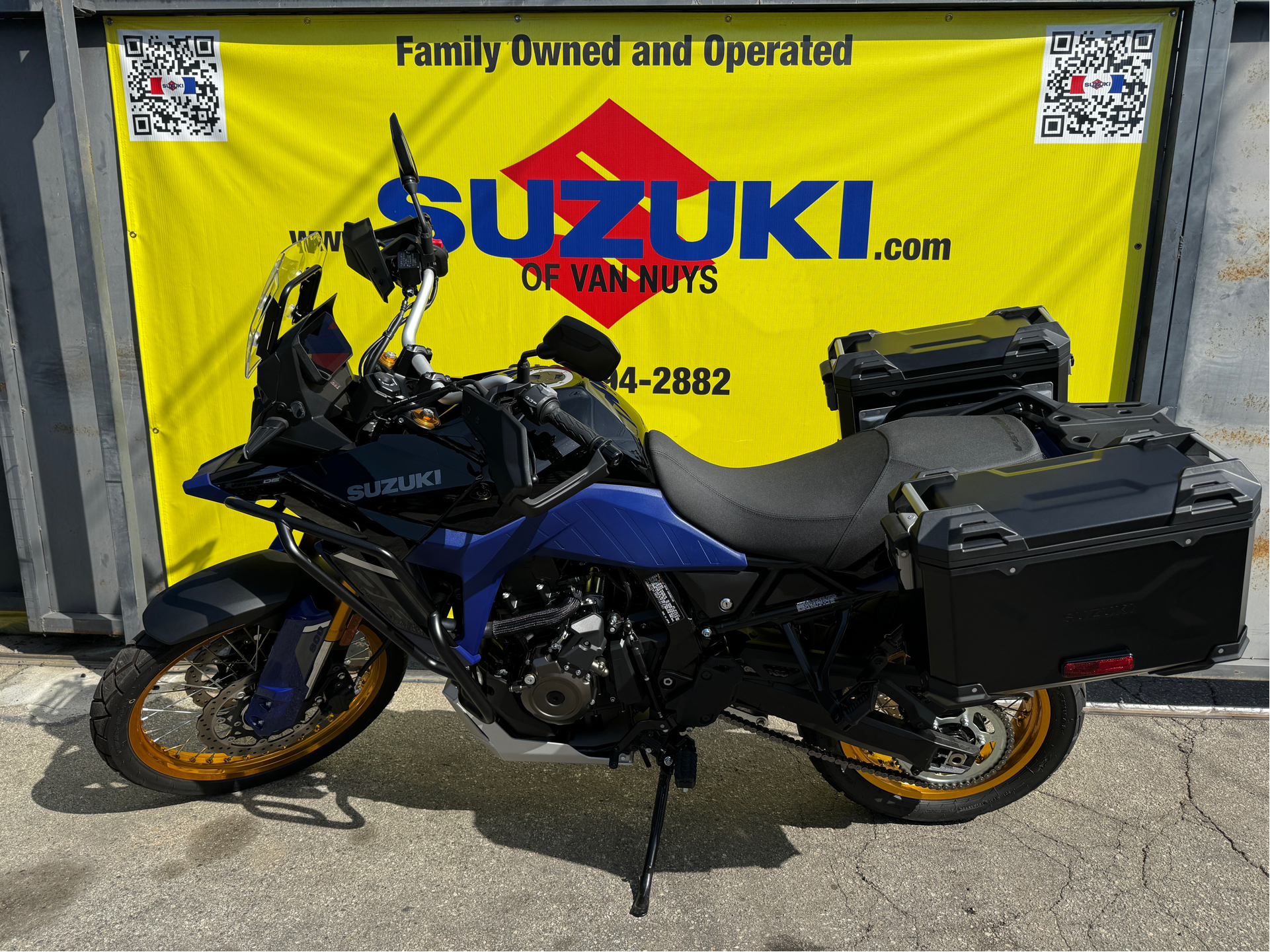 2023 Suzuki V-Strom 800DE Adventure in Van Nuys, California - Photo 4