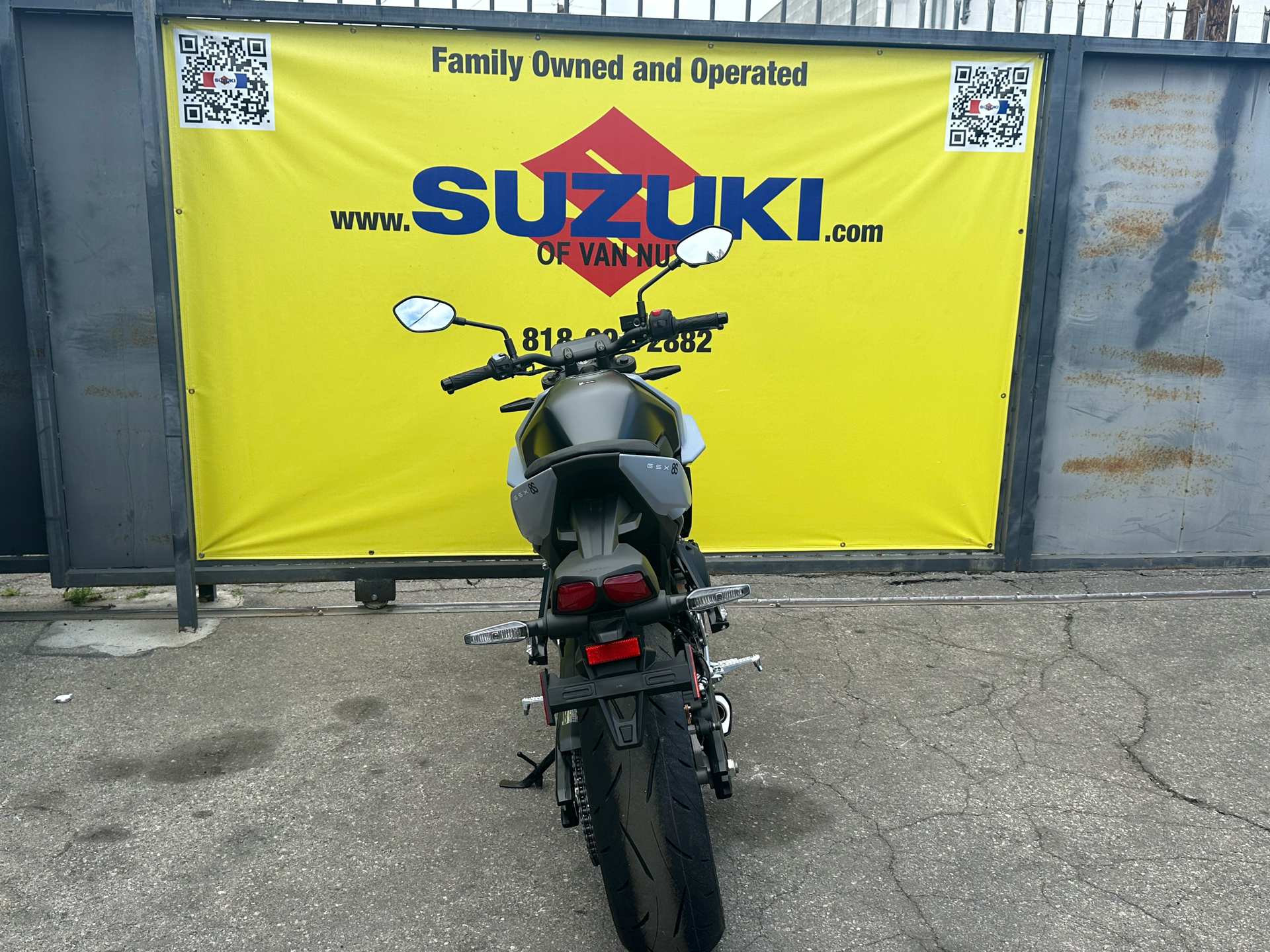 2024 Suzuki GSX-8S in Van Nuys, California - Photo 5