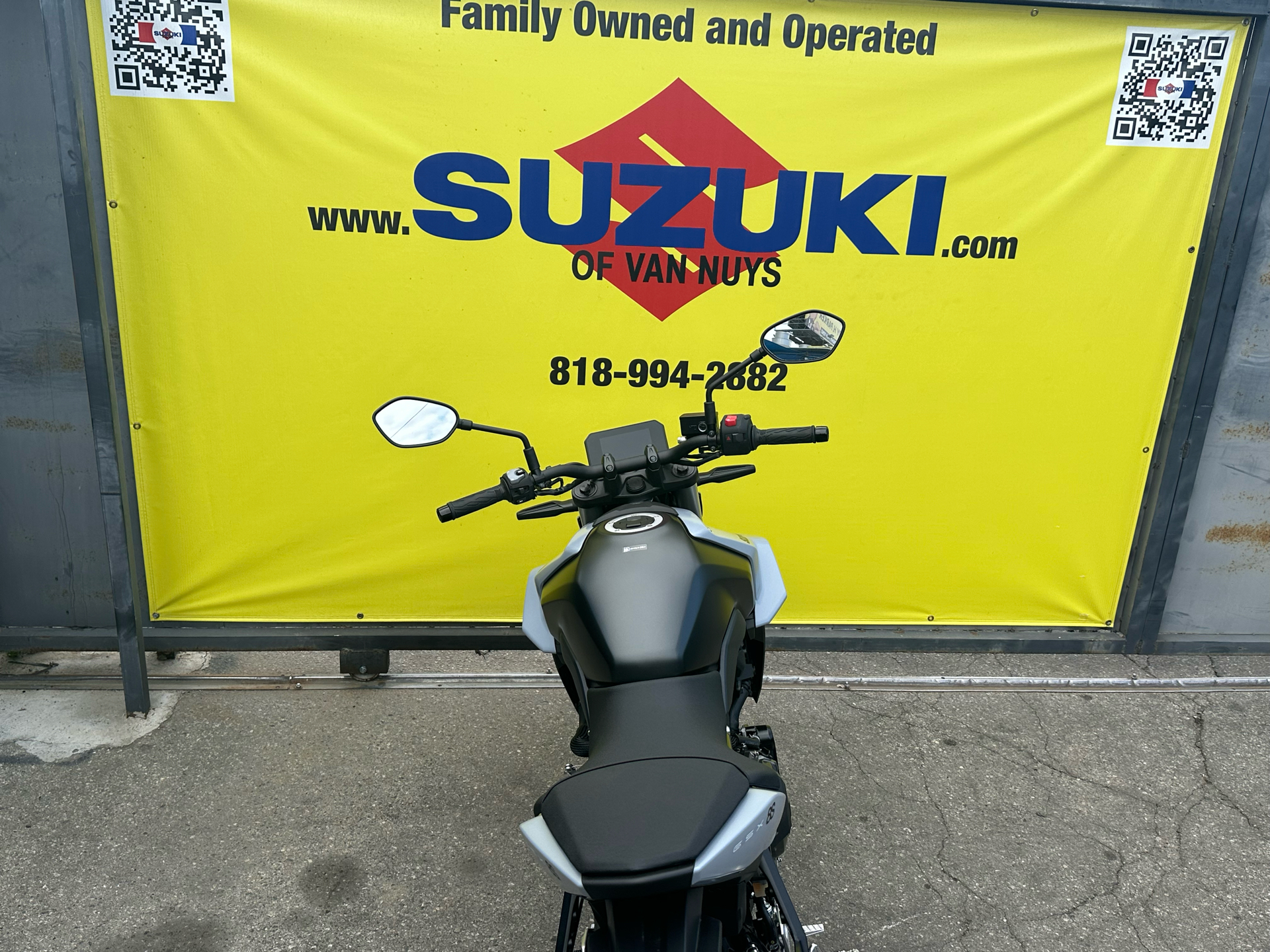 2024 Suzuki GSX-8S in Van Nuys, California - Photo 6