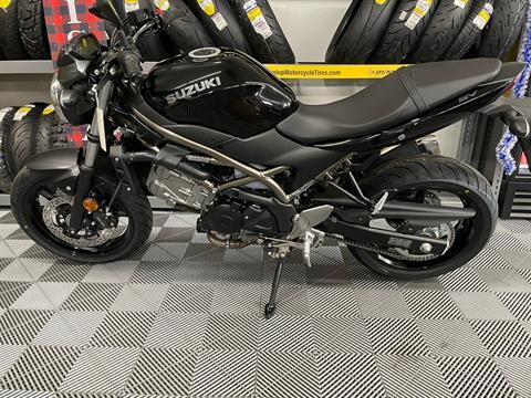 2022 Suzuki SV650 in Van Nuys, California - Photo 2