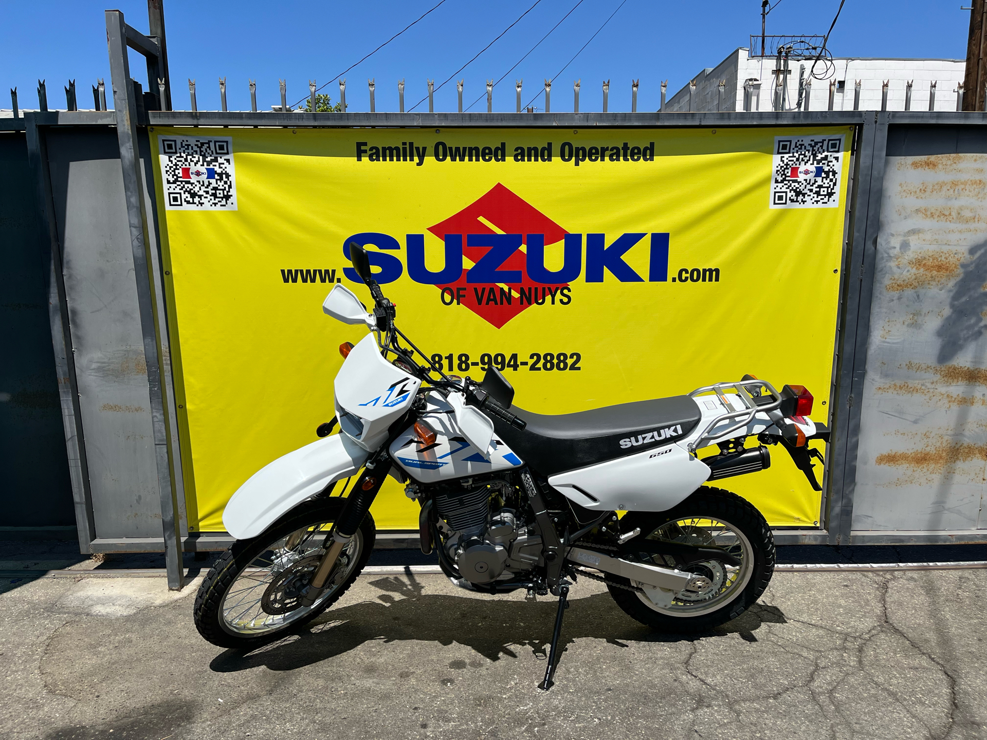 2025 Suzuki DR650S in Van Nuys, California - Photo 4