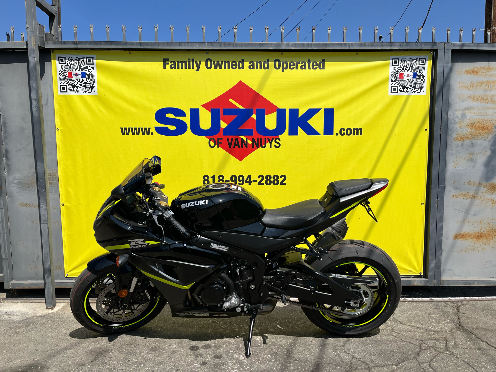 2023 Suzuki GSX-R1000 in Van Nuys, California - Photo 3