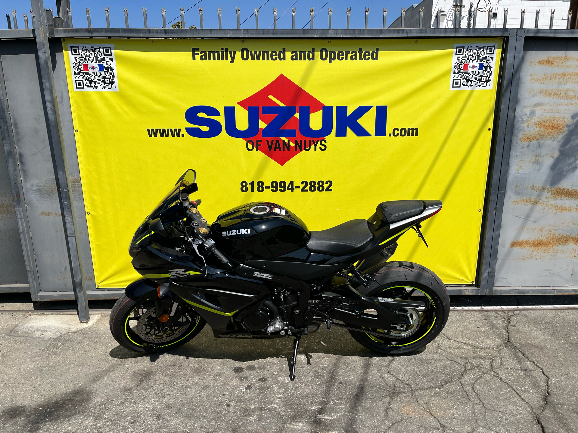 2023 Suzuki GSX-R1000 in Van Nuys, California - Photo 6