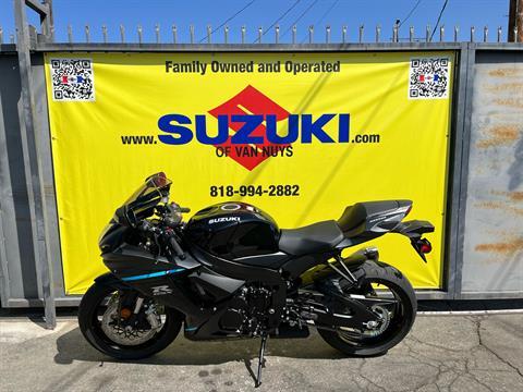 2024 Suzuki GSX-R600 in Van Nuys, California - Photo 1