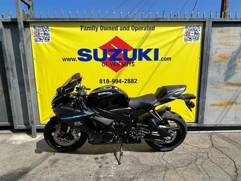 2024 Suzuki GSX-R600 in Van Nuys, California - Photo 4