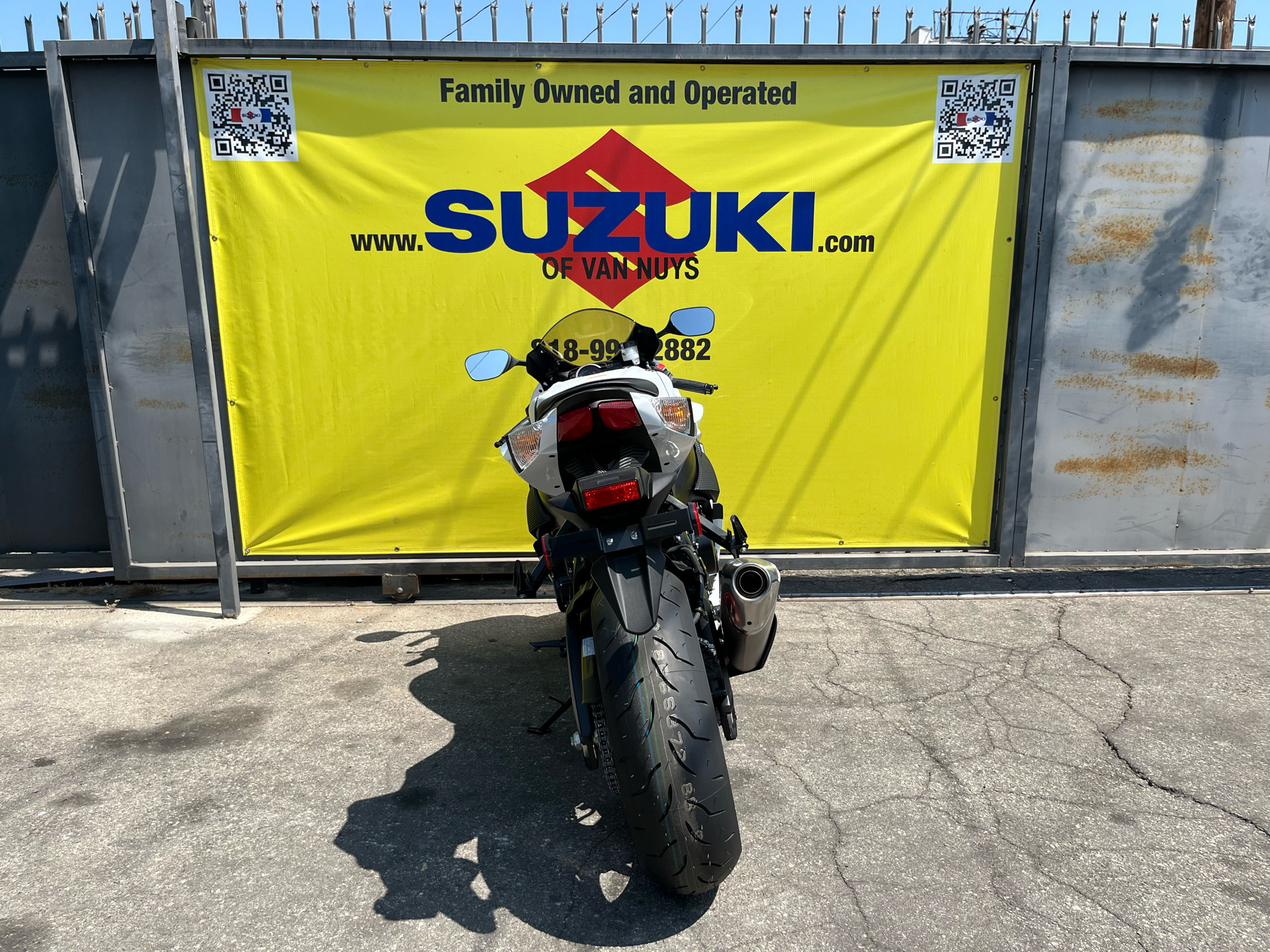 2024 Suzuki GSX-R600 in Van Nuys, California - Photo 4