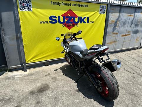 2024 Suzuki GSX-R1000 in Van Nuys, California - Photo 3