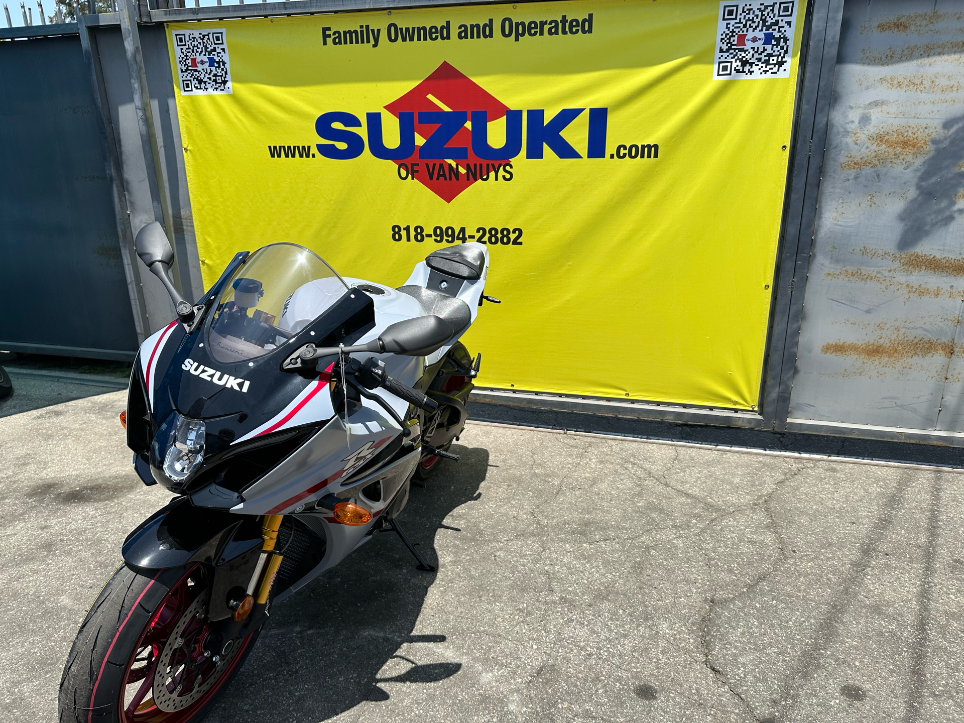 2024 Suzuki GSX-R1000 in Van Nuys, California - Photo 5