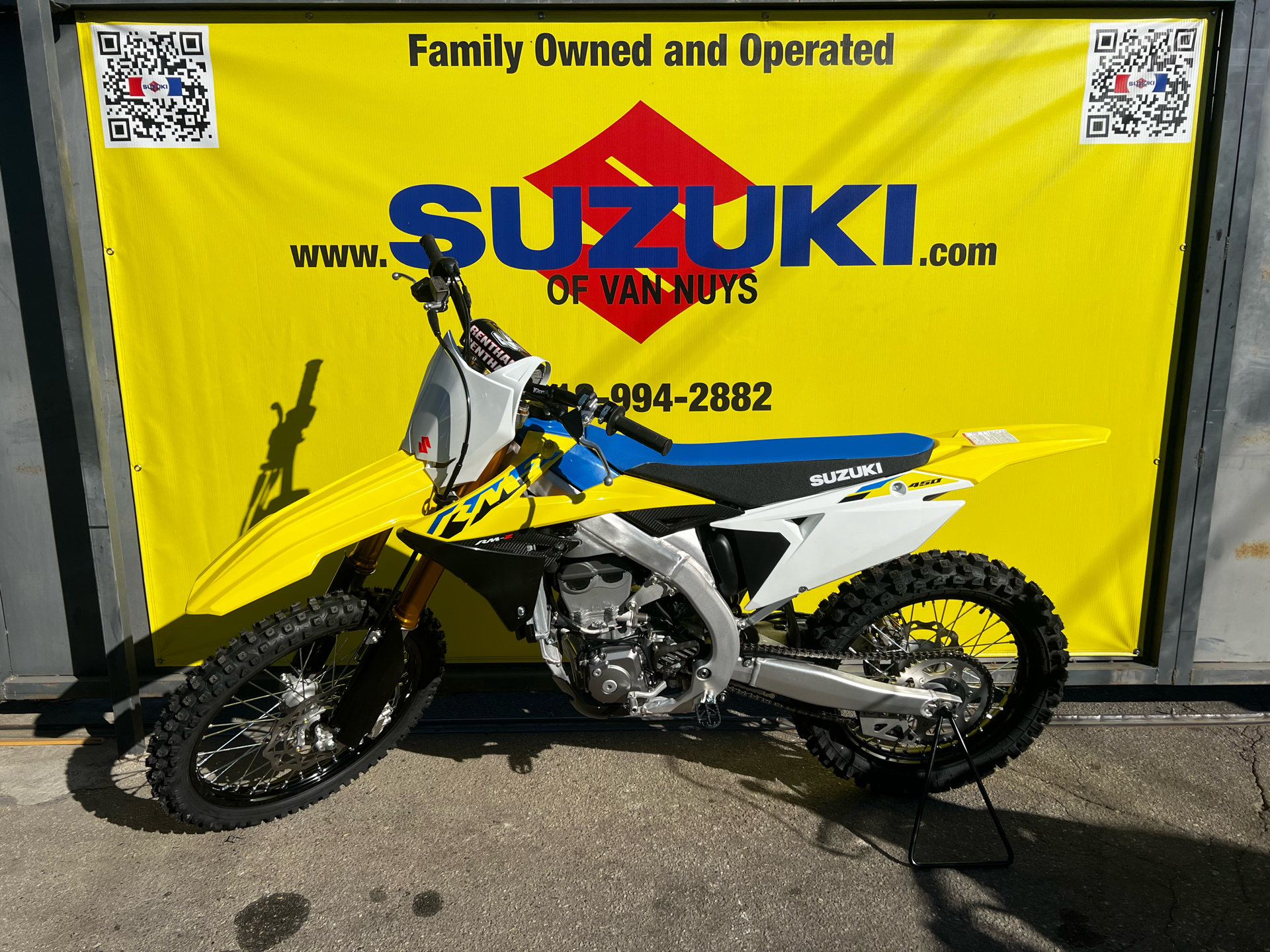 2024 Suzuki RM-Z450 in Van Nuys, California - Photo 3