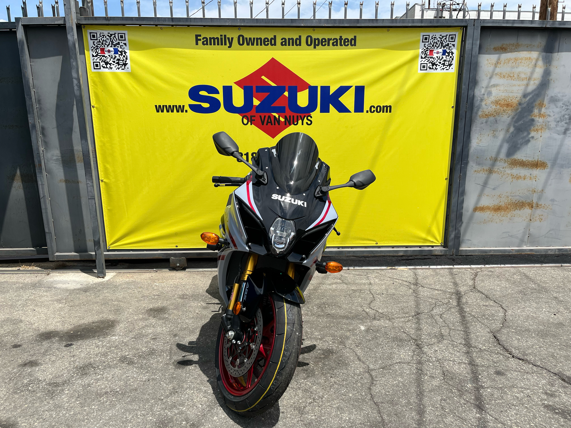 2024 Suzuki GSX-R1000R in Van Nuys, California - Photo 2