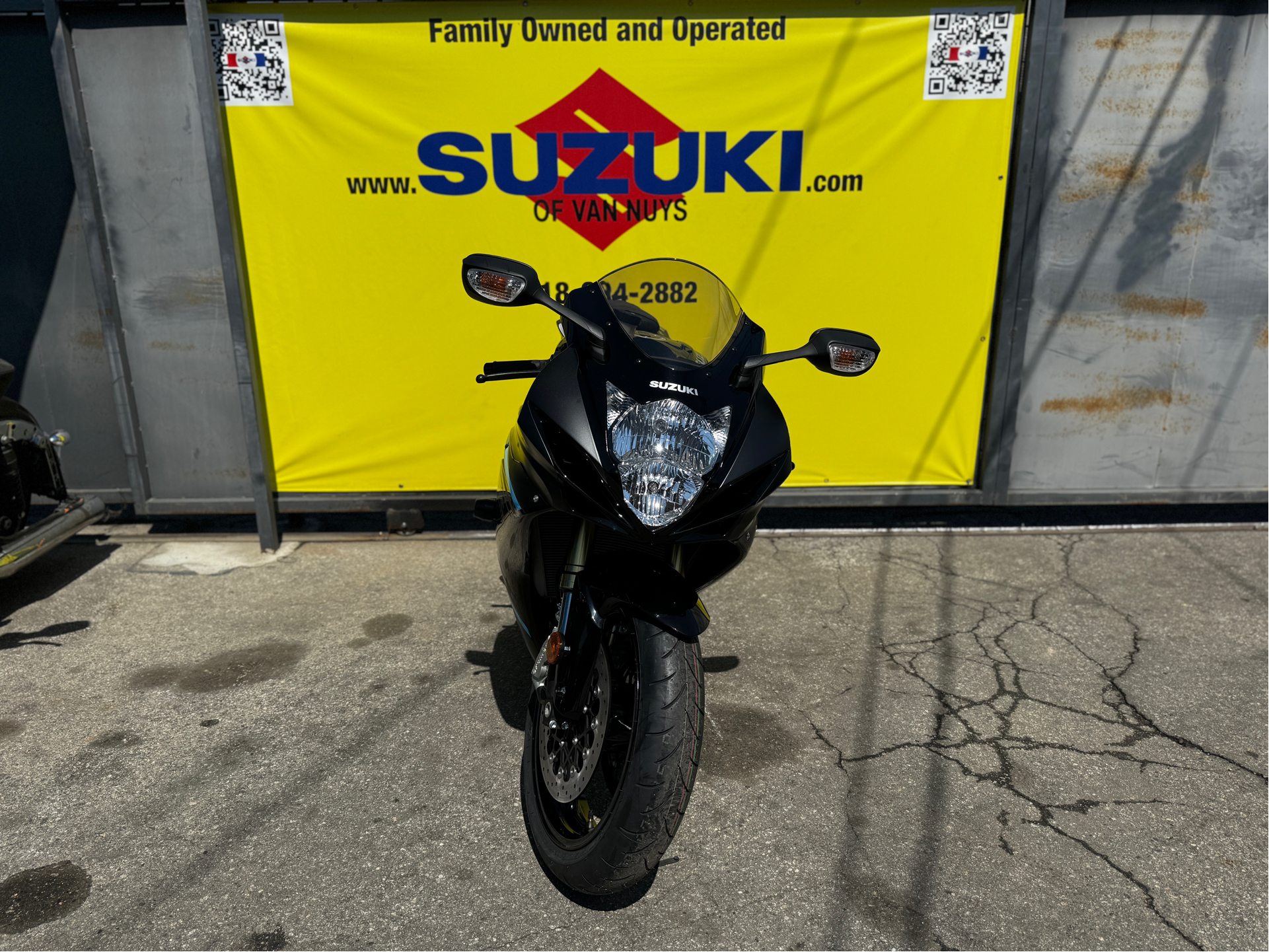 2024 Suzuki GSX-R750 in Van Nuys, California - Photo 2