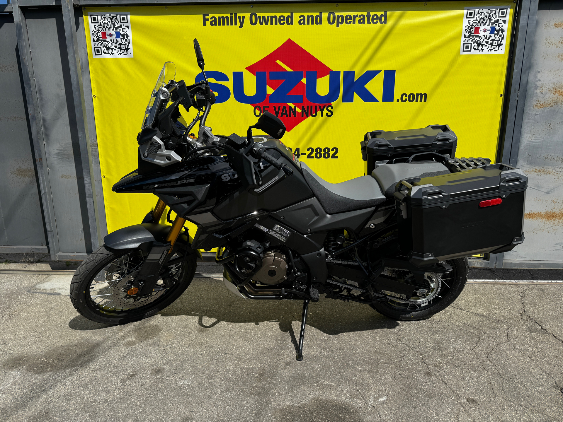 2024 Suzuki V-Strom 1050DE in Van Nuys, California - Photo 7