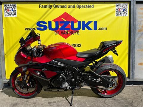 2025 Suzuki GSX-R1000R in Van Nuys, California - Photo 2