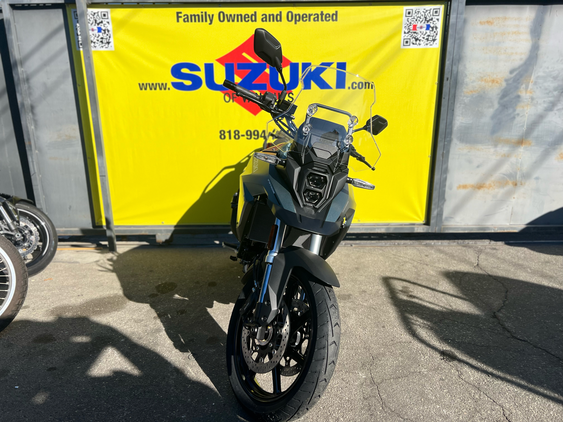 2024 Suzuki V-Strom 800 in Van Nuys, California - Photo 3