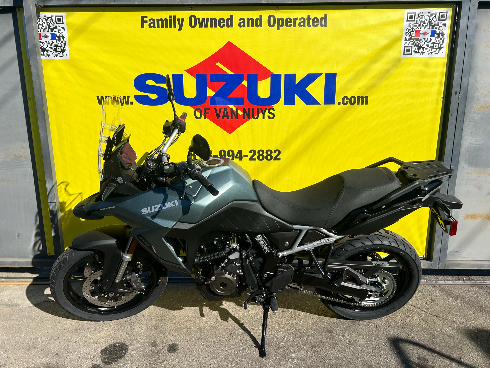 2024 Suzuki V-Strom 800 in Van Nuys, California - Photo 4