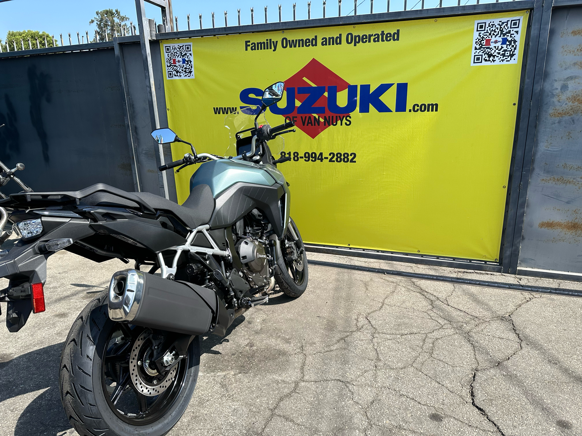 2024 Suzuki V-Strom 800 in Van Nuys, California - Photo 4