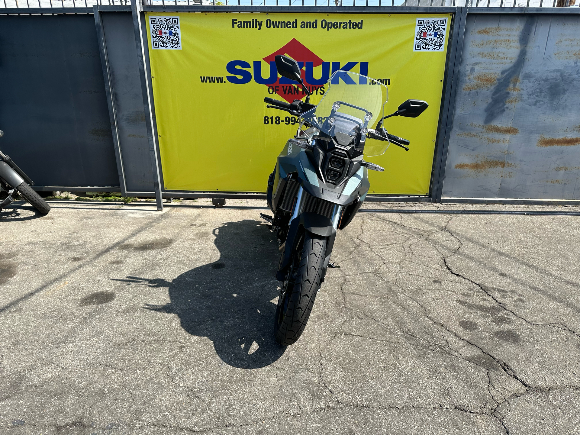 2024 Suzuki V-Strom 800 in Van Nuys, California - Photo 8