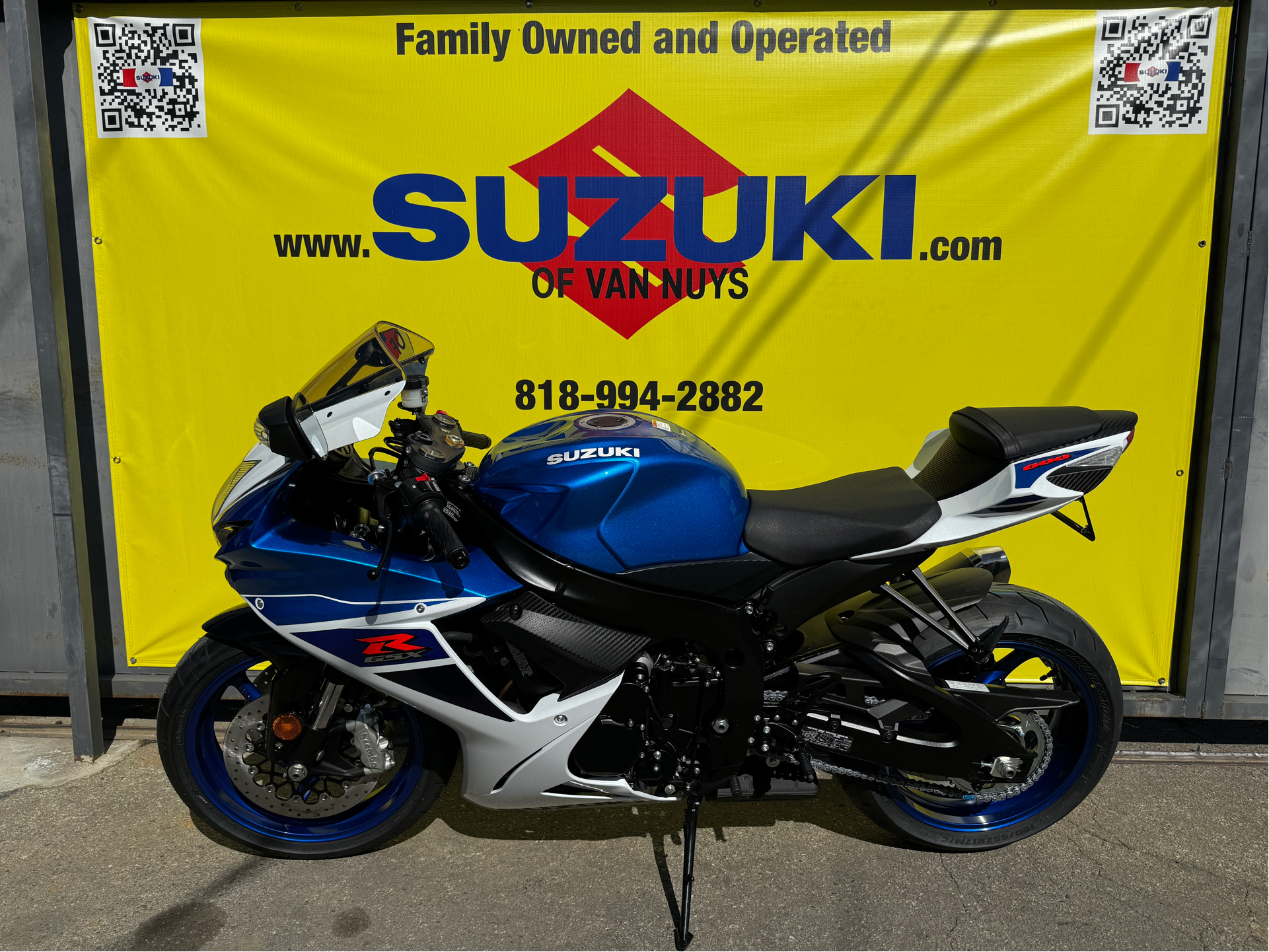 2024 Suzuki GSX-R600 in Van Nuys, California - Photo 3