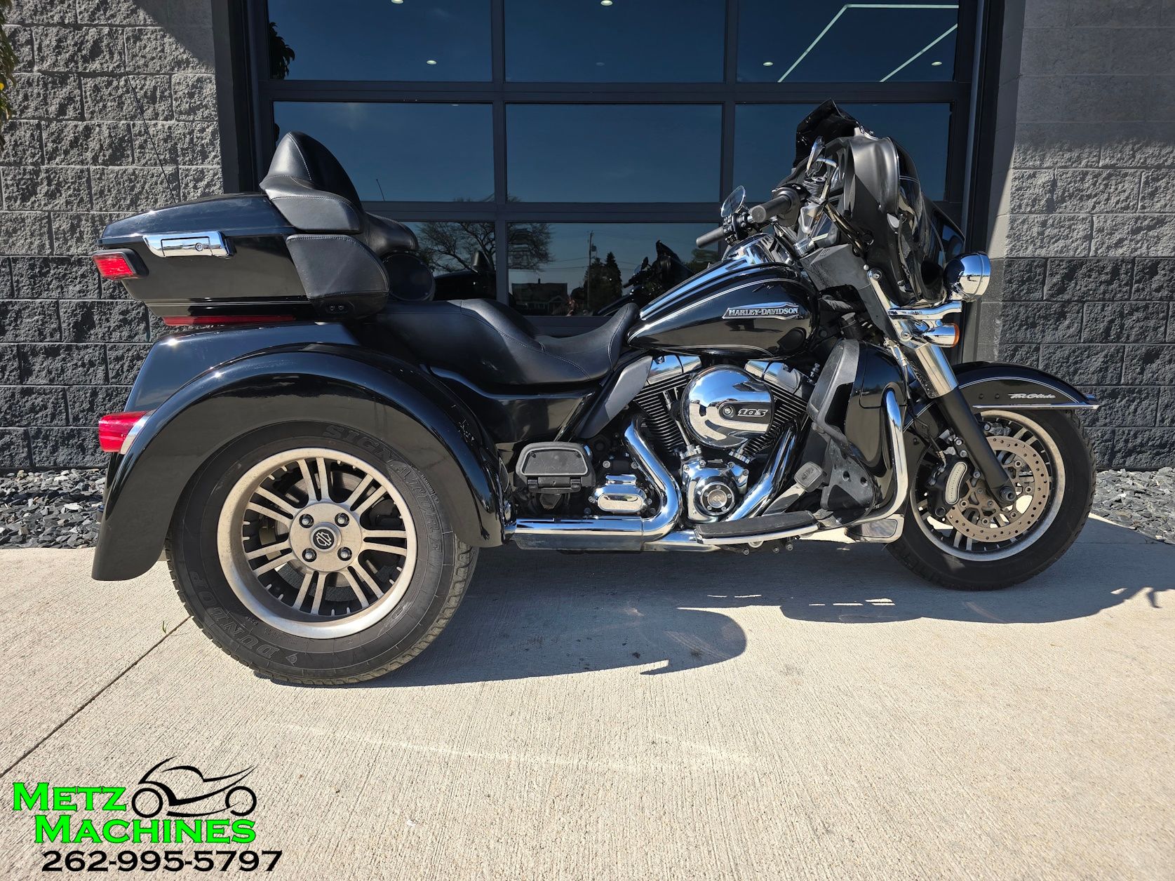 2014 Harley-Davidson Tri Glide® Ultra in Kenosha, Wisconsin - Photo 1