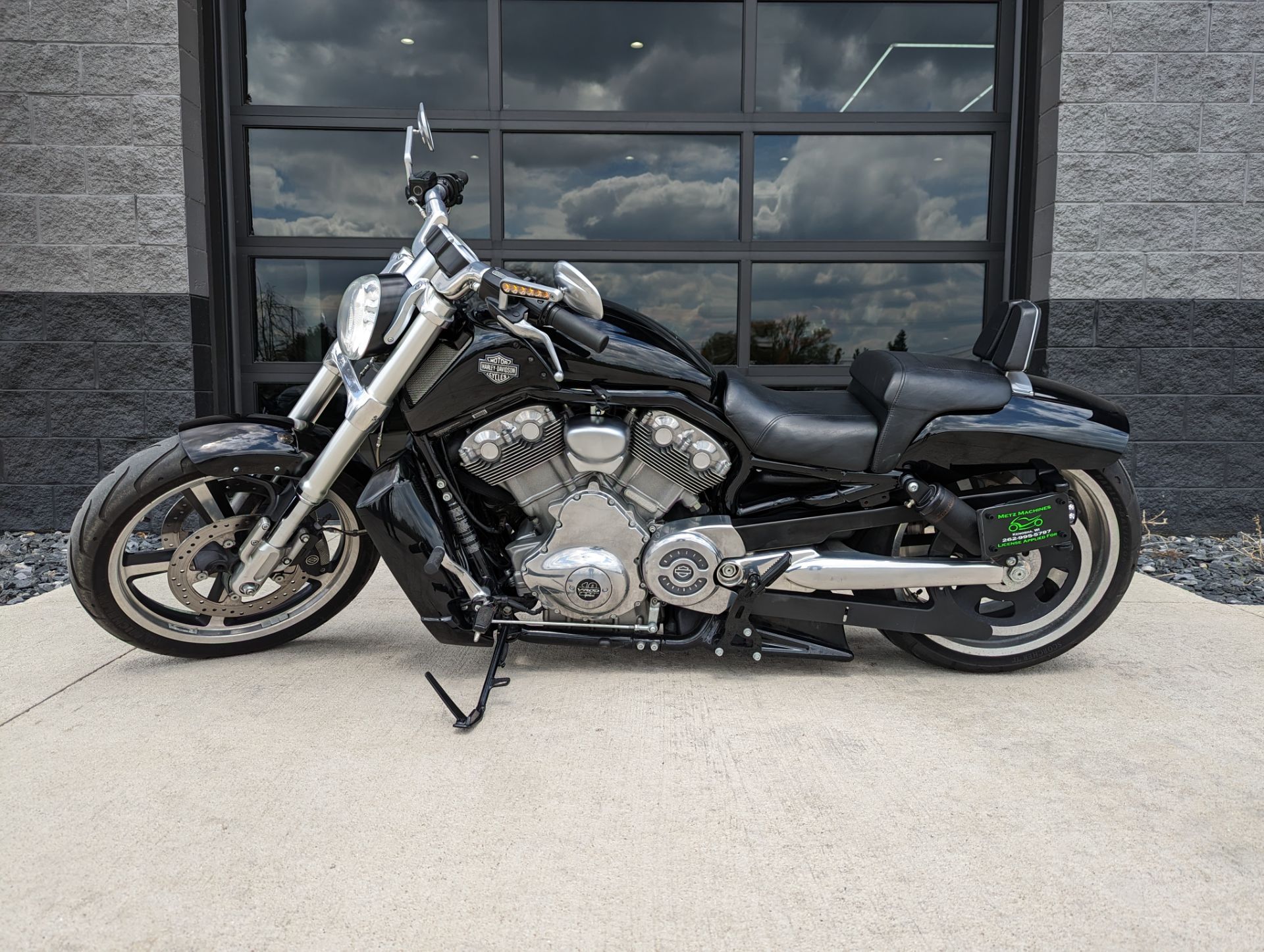 2012 Harley-Davidson V-Rod Muscle® in Kenosha, Wisconsin - Photo 2