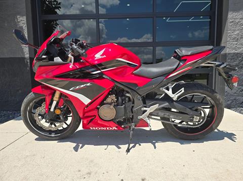 2022 Honda CBR500R ABS in Kenosha, Wisconsin - Photo 2